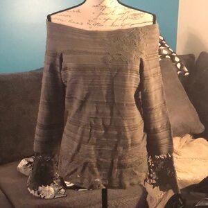 LAST CHANCE💄 I.N.C International Concepts Off the Shoulder Sweater, size Large